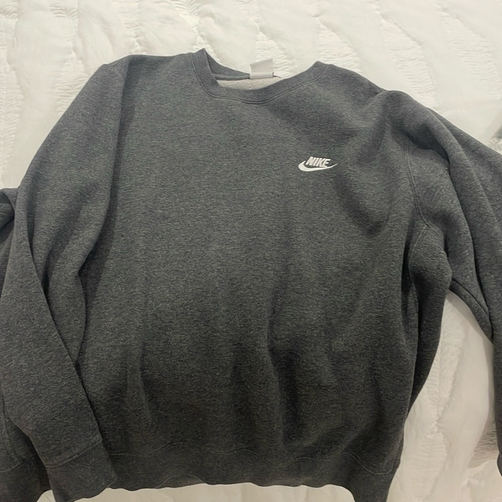 Nike crewneck sweatshirt